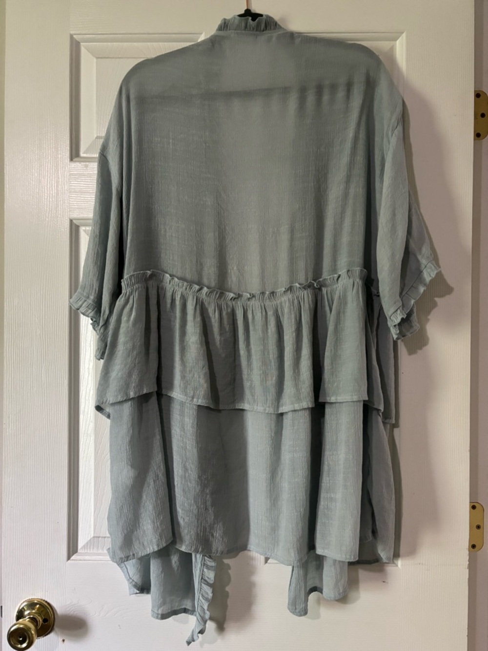 Easel Ruffle-Trim Duster - Picture 4 of 4